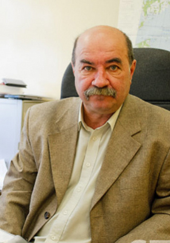 Viktor T. Komov
